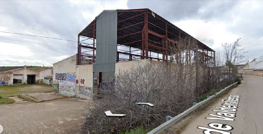 Imagen de "UN TEMPLO DE LA ACADEMIA DE ESGRIMA LÁSER"