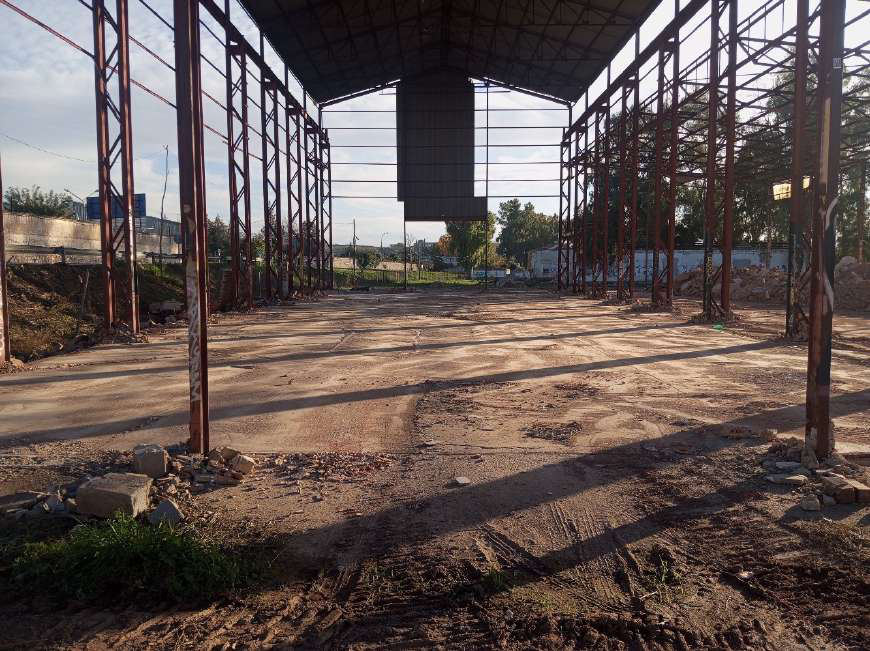 Imagen de "UN TEMPLO DE LA ACADEMIA DE ESGRIMA LÁSER"