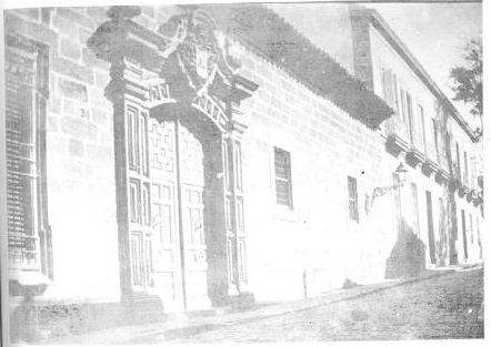 Imagen de "ARQUITECTURA DOMÉSTICA LINARENSE"