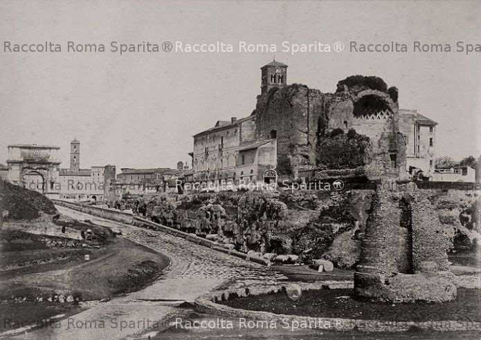 Imagen de "TEMPLO DE VENUS Y ROMA: BREVE HISTORIA DEL CONJUNTO"