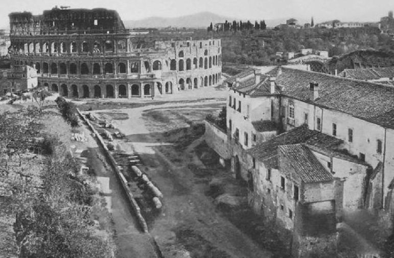 Imagen de "TEMPLO DE VENUS Y ROMA: BREVE HISTORIA DEL CONJUNTO"