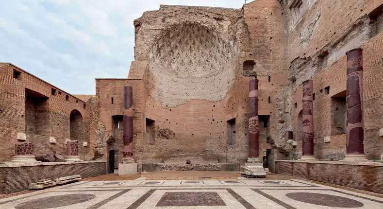 Imagen de "TEMPLO DE VENUS Y ROMA: BREVE HISTORIA DEL CONJUNTO"